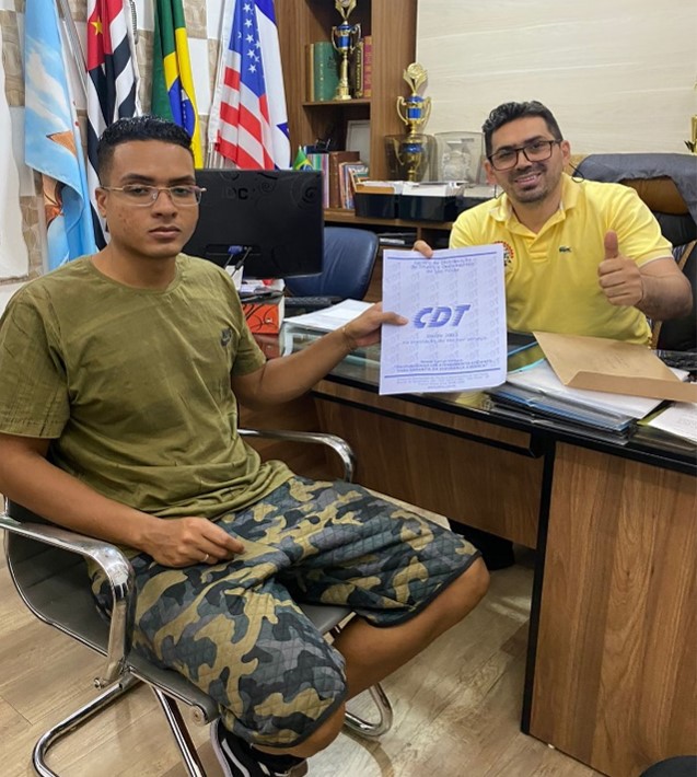Filiação — Ele Vive e Reina — Irmao. Lucas